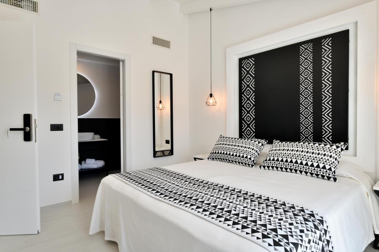 Cara A Bentu - Charming Rooms Tortolì Εξωτερικό φωτογραφία