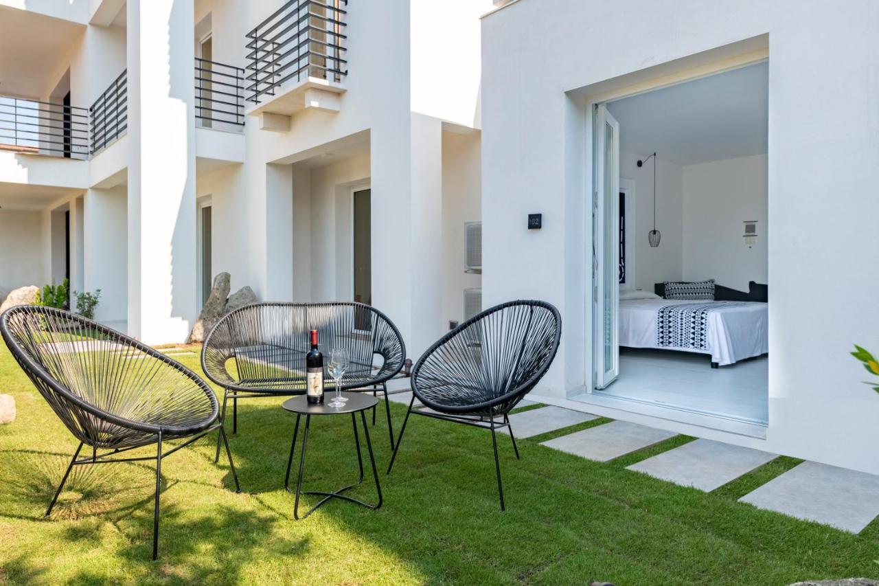 Cara A Bentu - Charming Rooms Tortolì Εξωτερικό φωτογραφία
