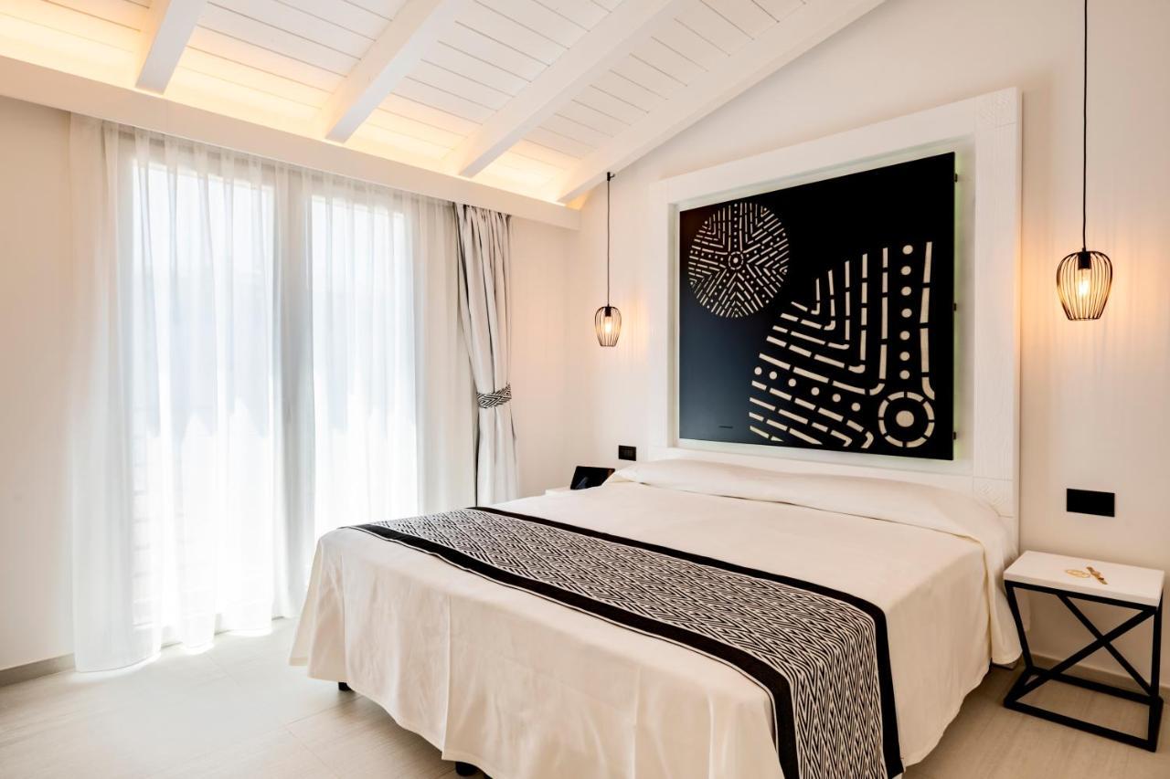 Cara A Bentu - Charming Rooms Tortolì Εξωτερικό φωτογραφία