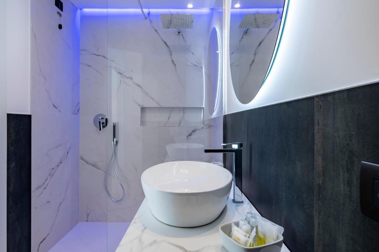 Cara A Bentu - Charming Rooms Tortolì Εξωτερικό φωτογραφία