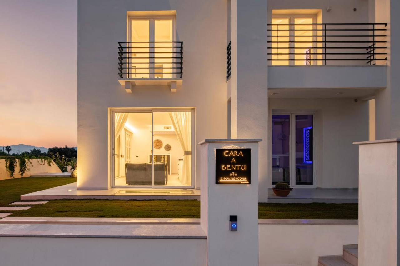 Cara A Bentu - Charming Rooms Tortolì Εξωτερικό φωτογραφία