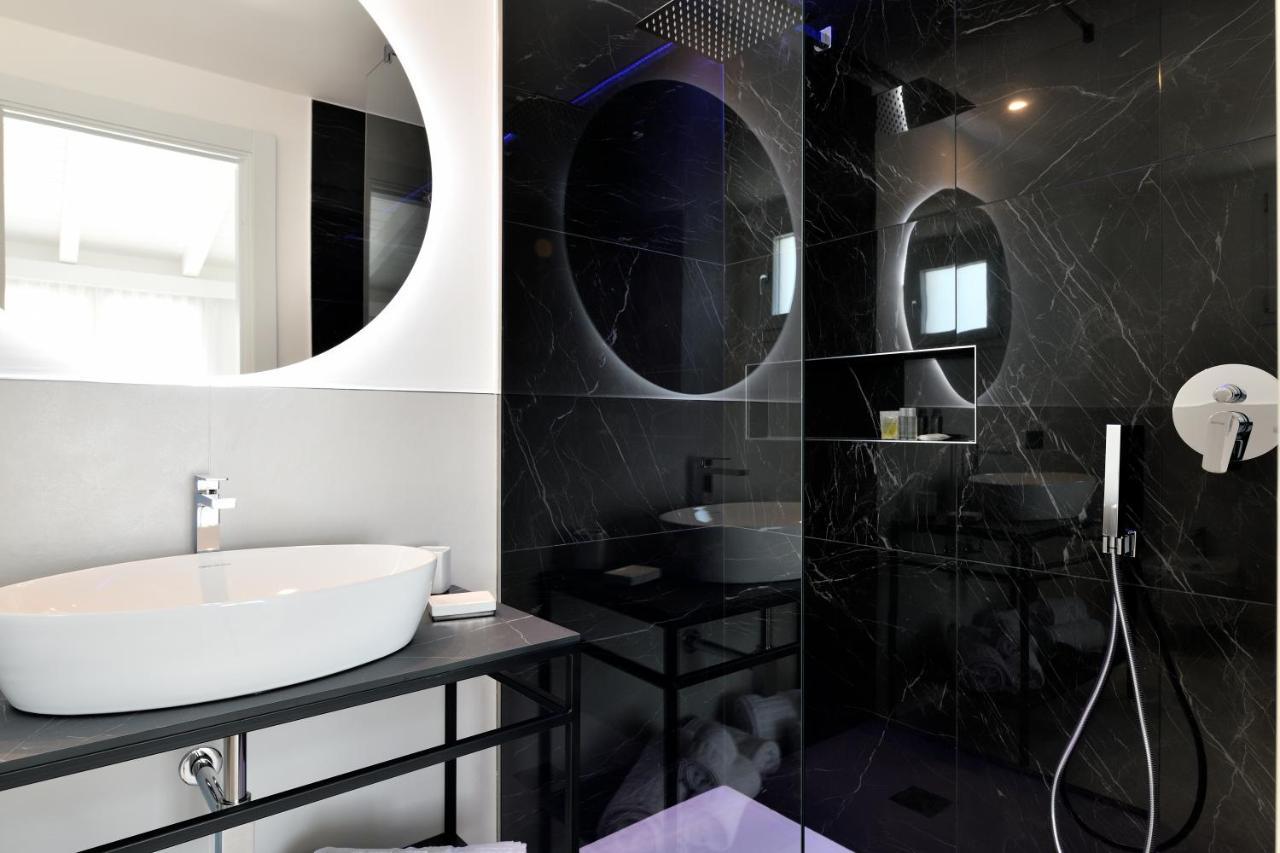 Cara A Bentu - Charming Rooms Tortolì Εξωτερικό φωτογραφία